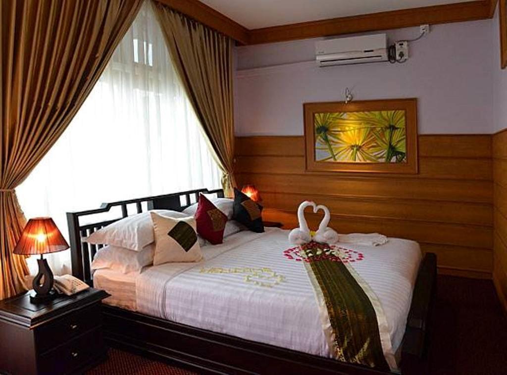 Shwe Kyun Hotel Таунджи Экстерьер фото