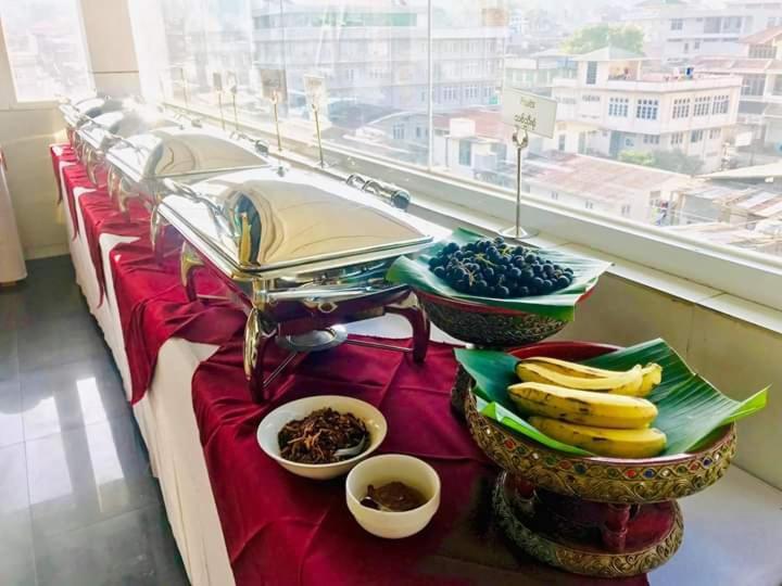 Shwe Kyun Hotel Таунджи Экстерьер фото