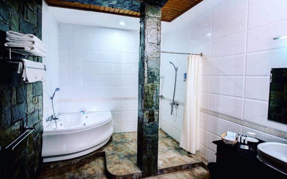 Shwe Kyun Hotel Таунджи Экстерьер фото